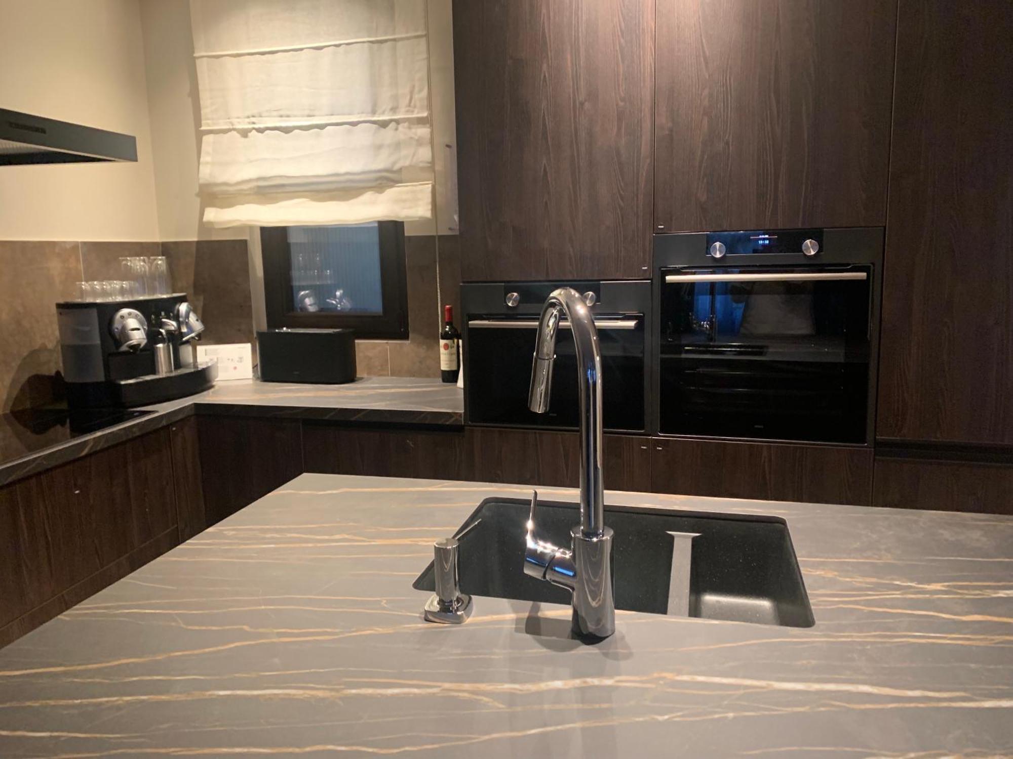 Botanique Suites Airbnb, 안트베르펜 외부 사진