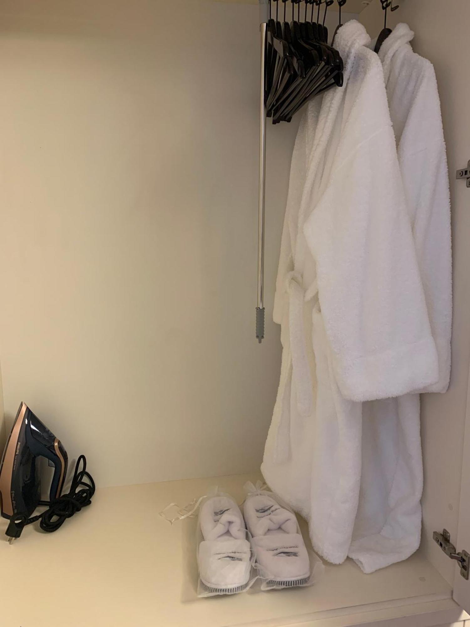 Botanique Suites Airbnb, 안트베르펜 외부 사진